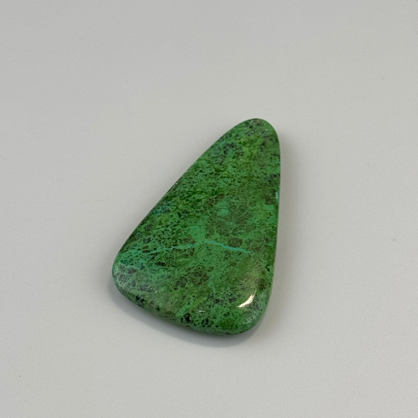 Polished Parrot Wing Jasper – Natural Double-Sided Gem for Jewelry Making