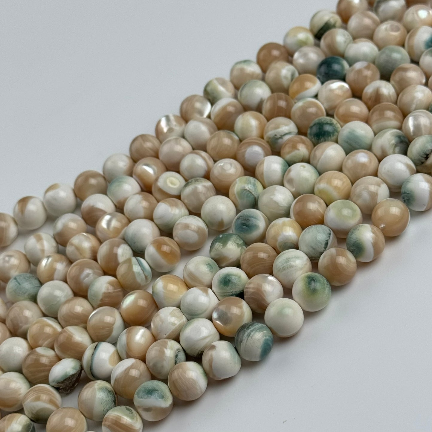 Green Shell Mother Of Pearl Polished Round Beads