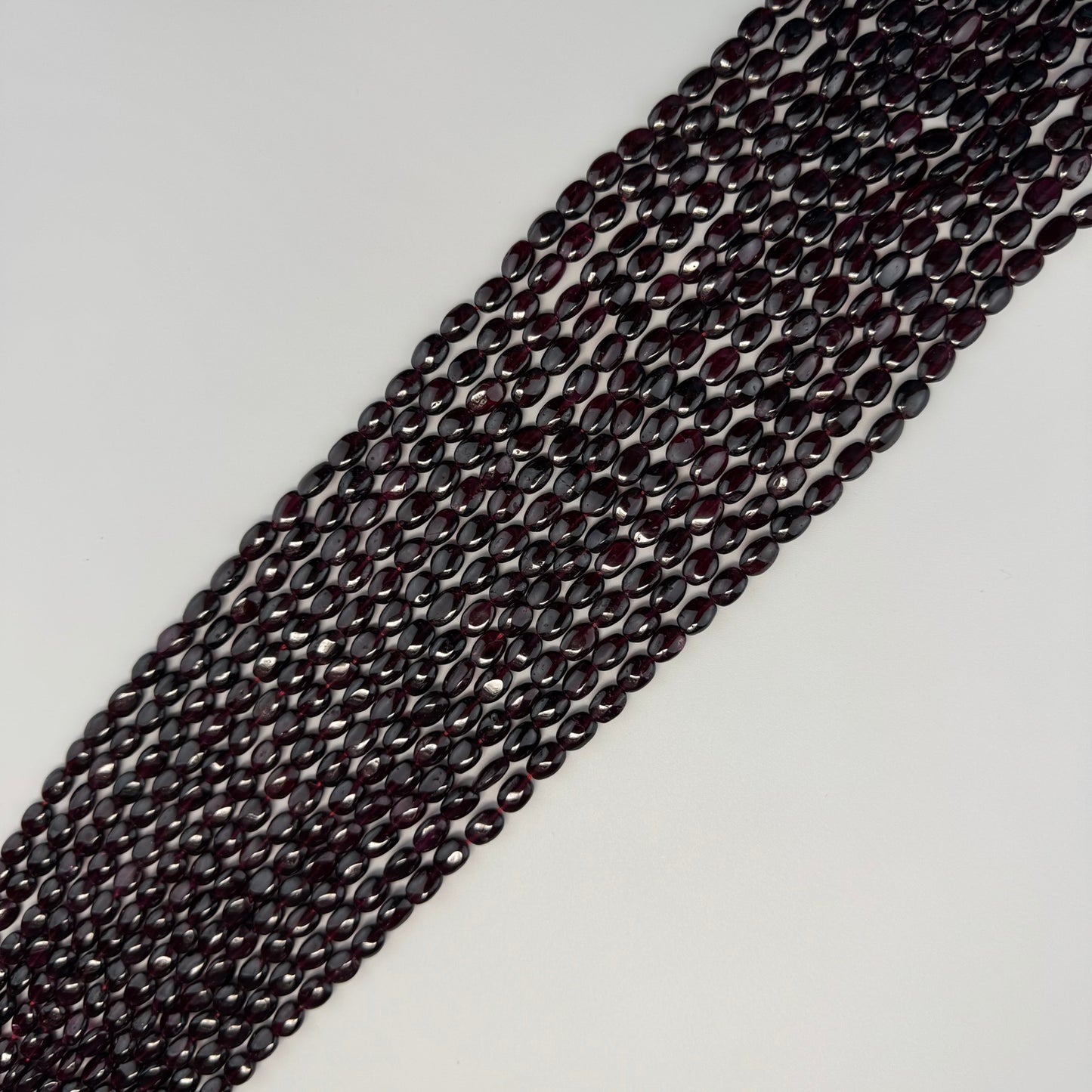 Garnet Polished Oval Gemstone Beads (A Quality)