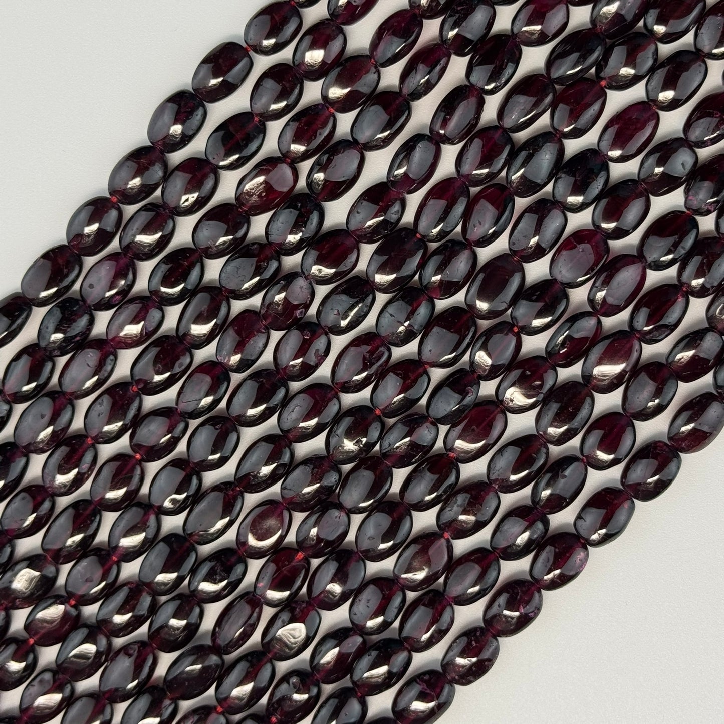 Garnet Polished Oval Gemstone Beads (A Quality)