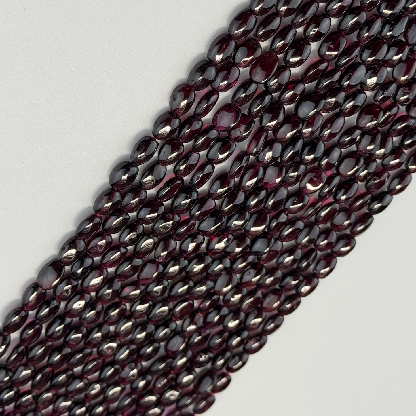 Garnet Polished Oval Gemstone Beads (A Quality)