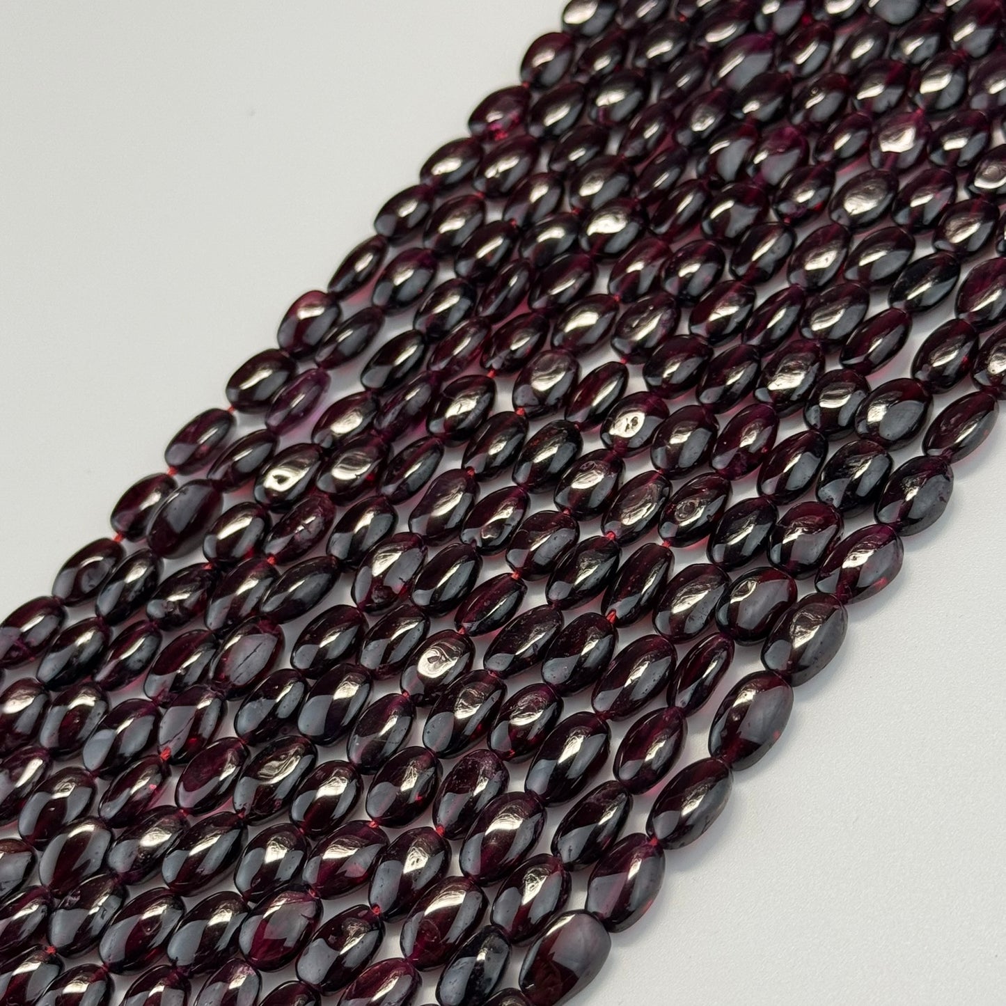 Garnet Polished Oval Gemstone Beads (A Quality)
