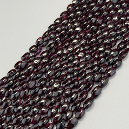 Garnet Polished Oval Gemstone Beads (A Quality)