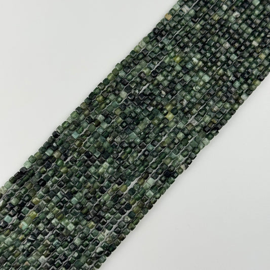 Serpentine Faceted Round Beads