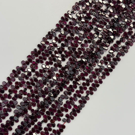 Garnet Polished Pear Gemstone Beads (A Quality)