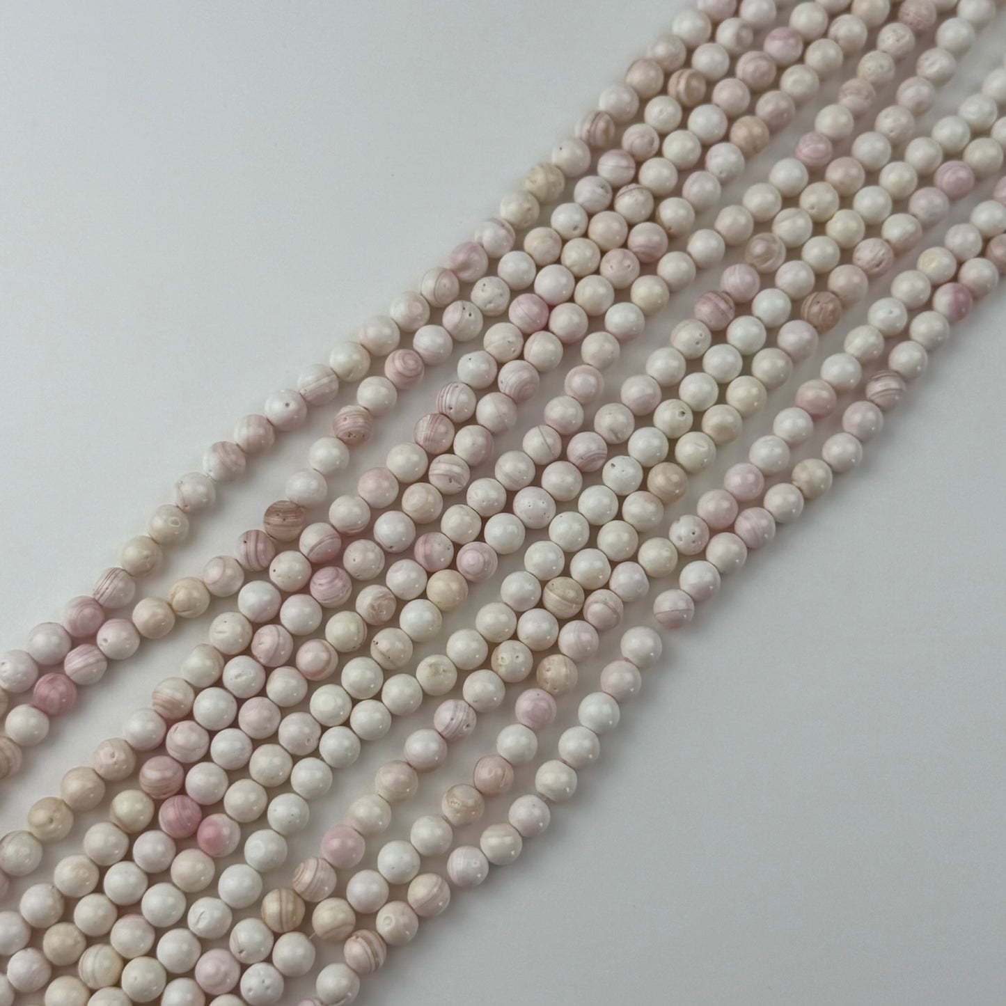 Soft Pink Shell Mother Of Pearl Polished Round Beads