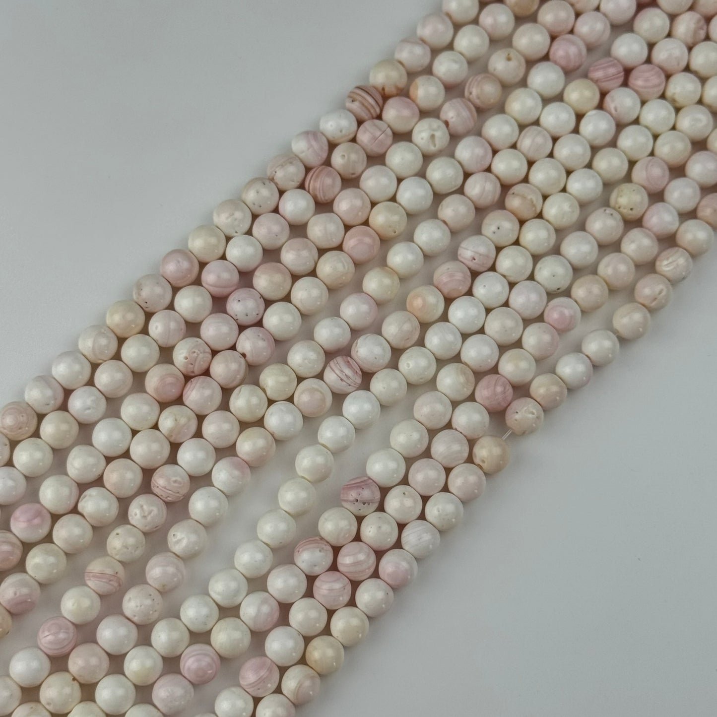 Soft Pink Shell Mother Of Pearl Polished Round Beads