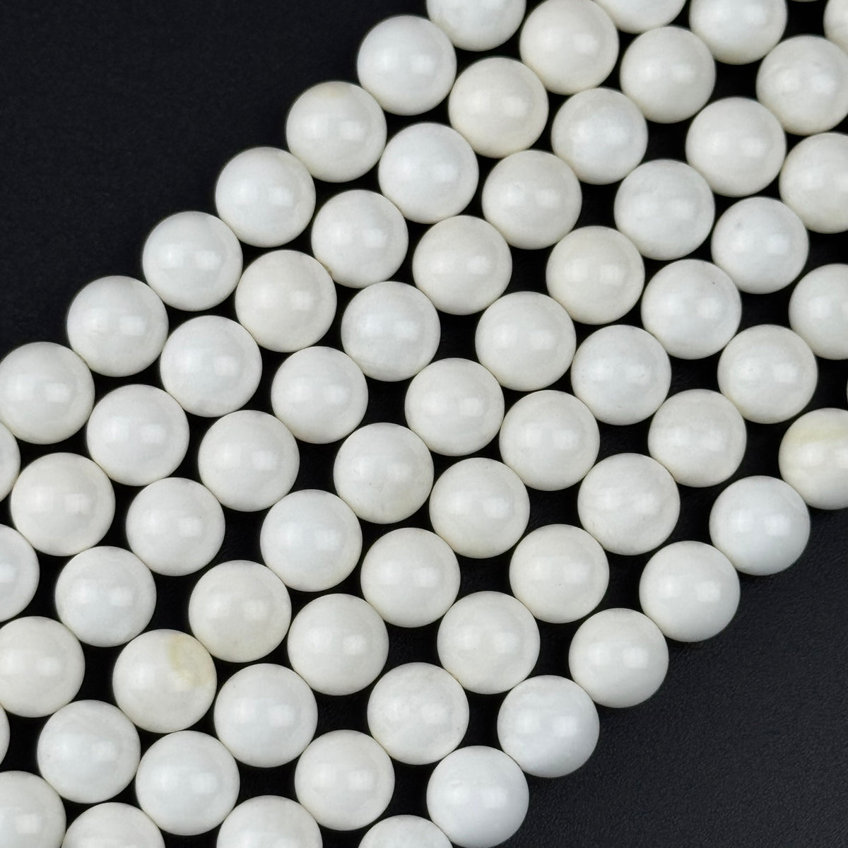White Shell Mother Of Pearl Polished Round Beads