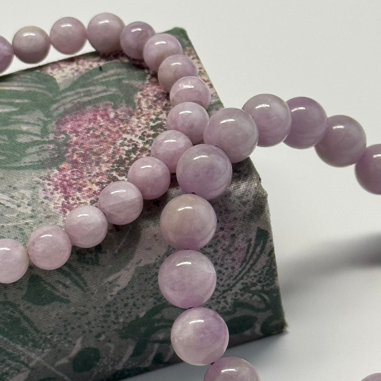 Kunzite Beaded Bracelet – Unique Pink Crystal Jewelry - (AAA Quality)