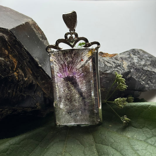 Rare Faceted Sacred Seven with a Single Diamond and CZ Pendant – 925 Sterling Silver – AAAAA  Quality