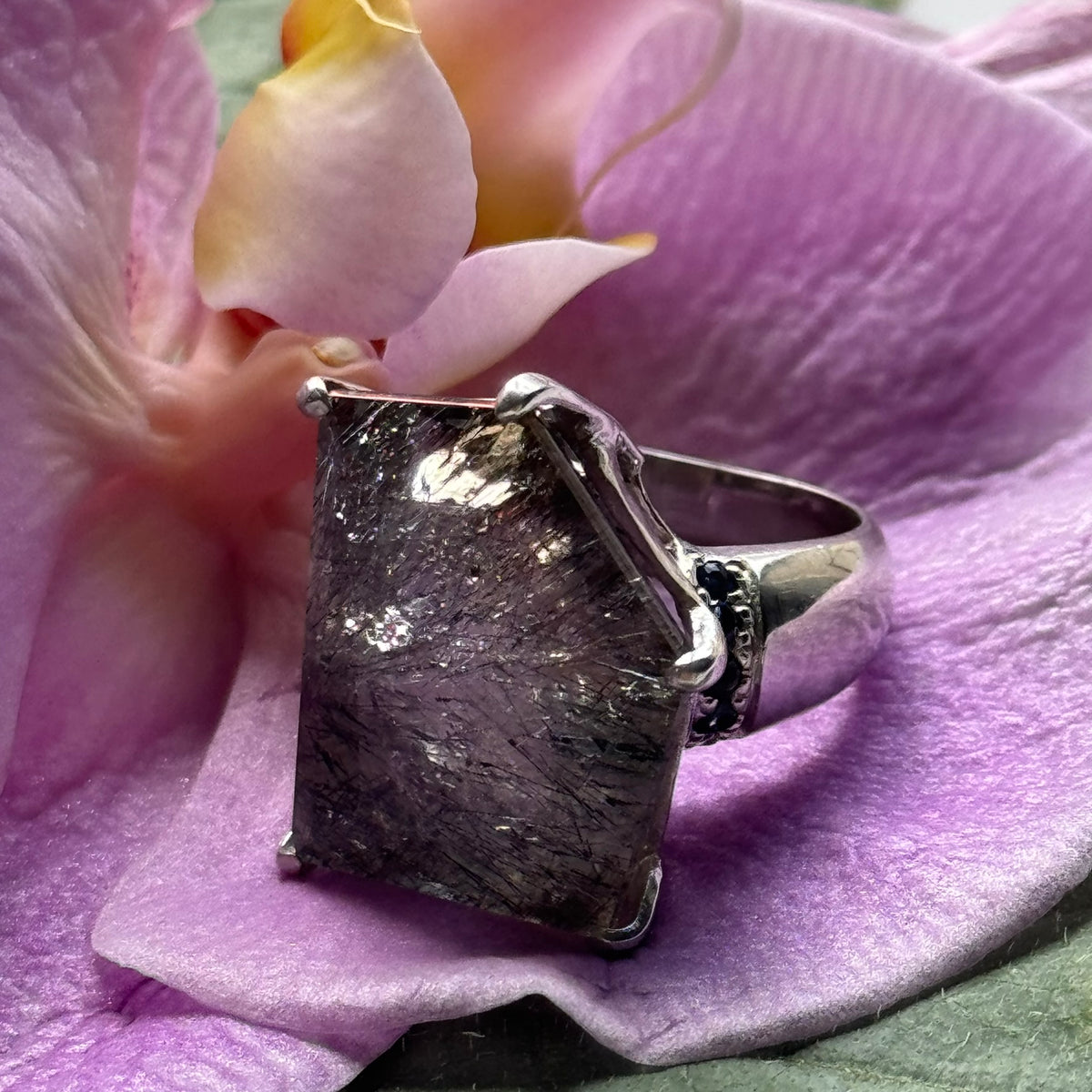 Sacred Seven with Sapphire Ring – 925 Sterling Silver – AAA Quality
