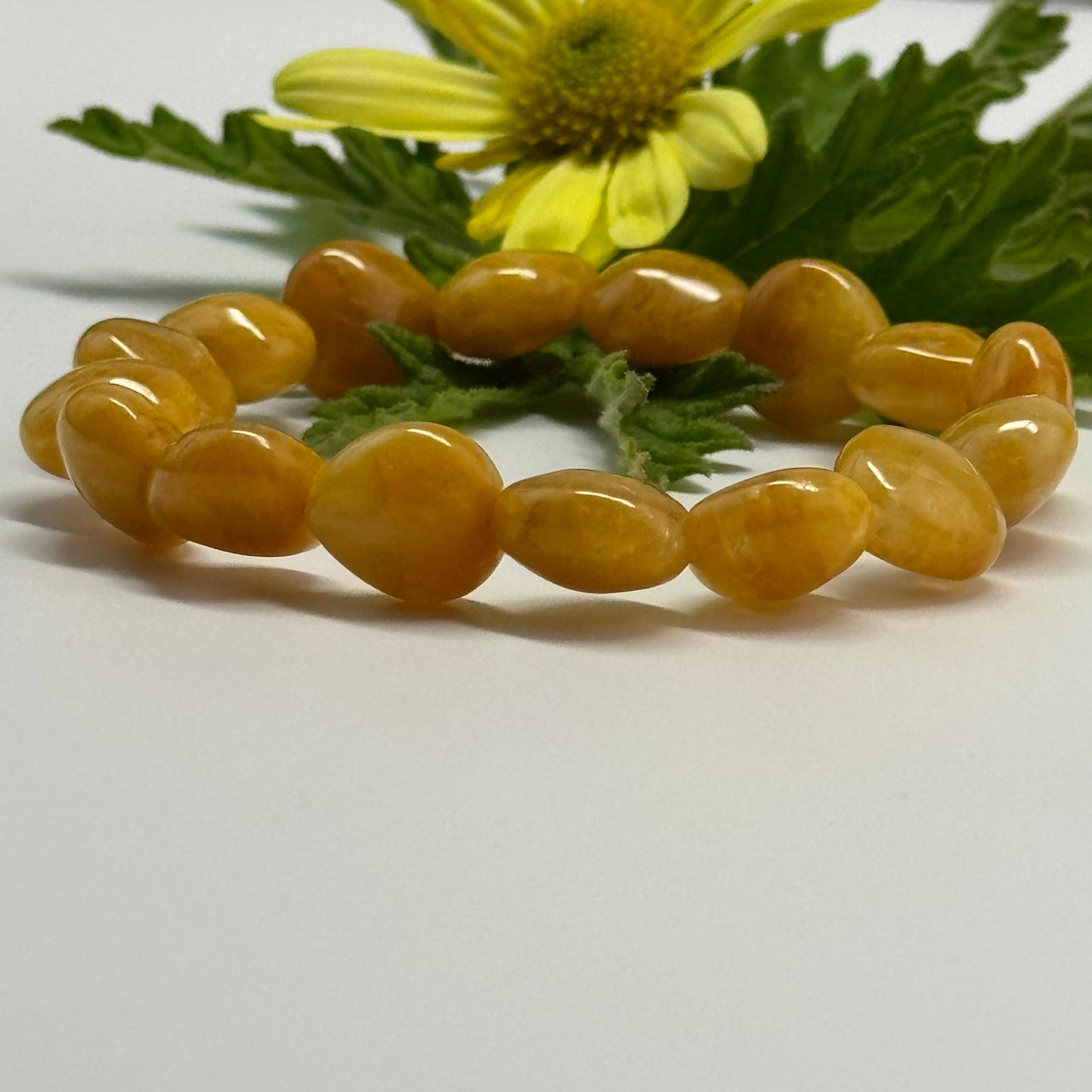 Yellow Quartz Bracelet – Heart-Shaped Natural Gemstone