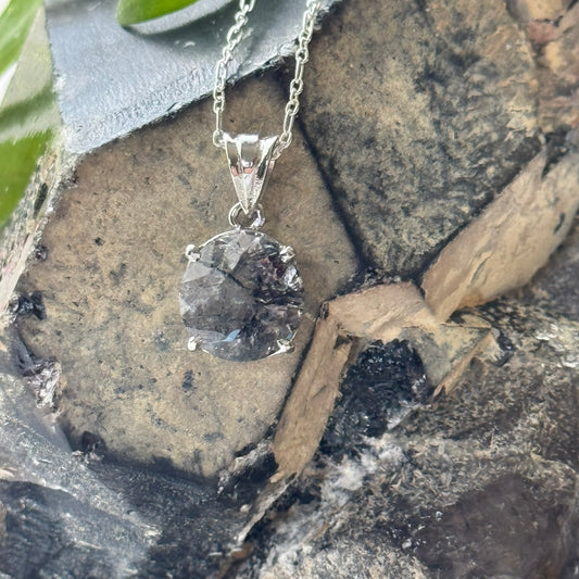 Sacred Seven Pendant – Brilliant-Cut Natural Crystal Jewelry in 925 Sterling Silver