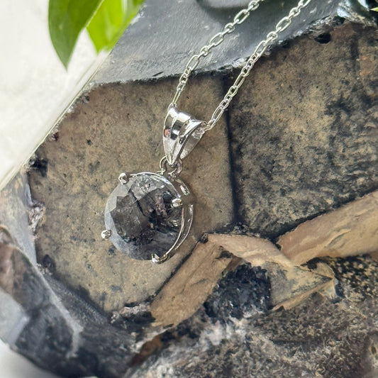 Sacred Seven Pendant – Brilliant-Cut Natural Crystal Jewelry in 925 Sterling Silver
