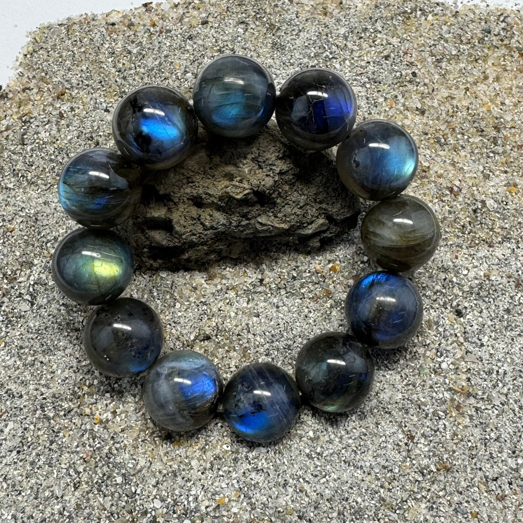 Labradorite Bracelet – Natural Gemstone Jewelry