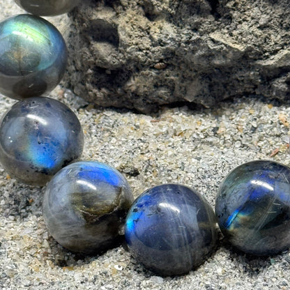 Labradorite Bracelet – Natural Gemstone Jewelry