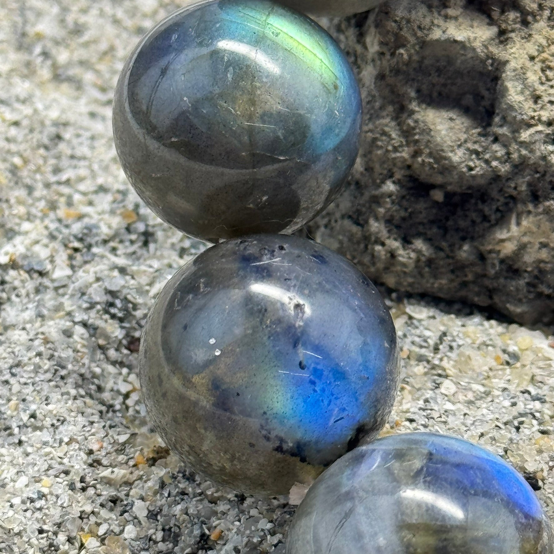 Labradorite Bracelet – Natural Gemstone Jewelry