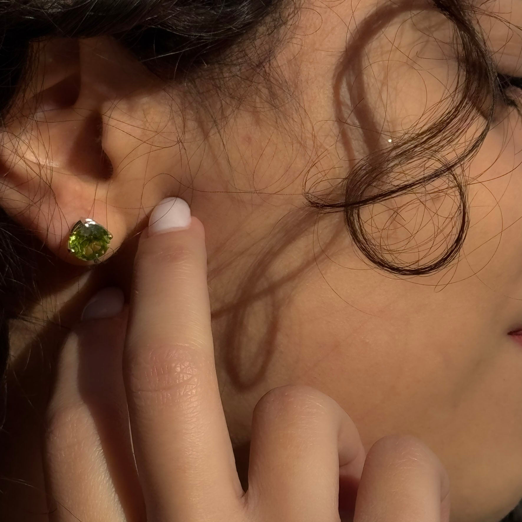 Handmade Round Peridot Earrings in 925 Sterling Silver - Prong Set Style