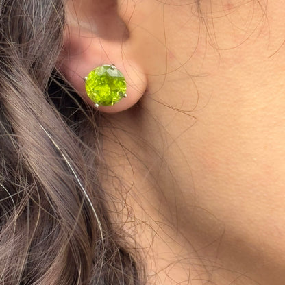 Handmade Round Peridot Earrings in 925 Sterling Silver - Prong Set Style