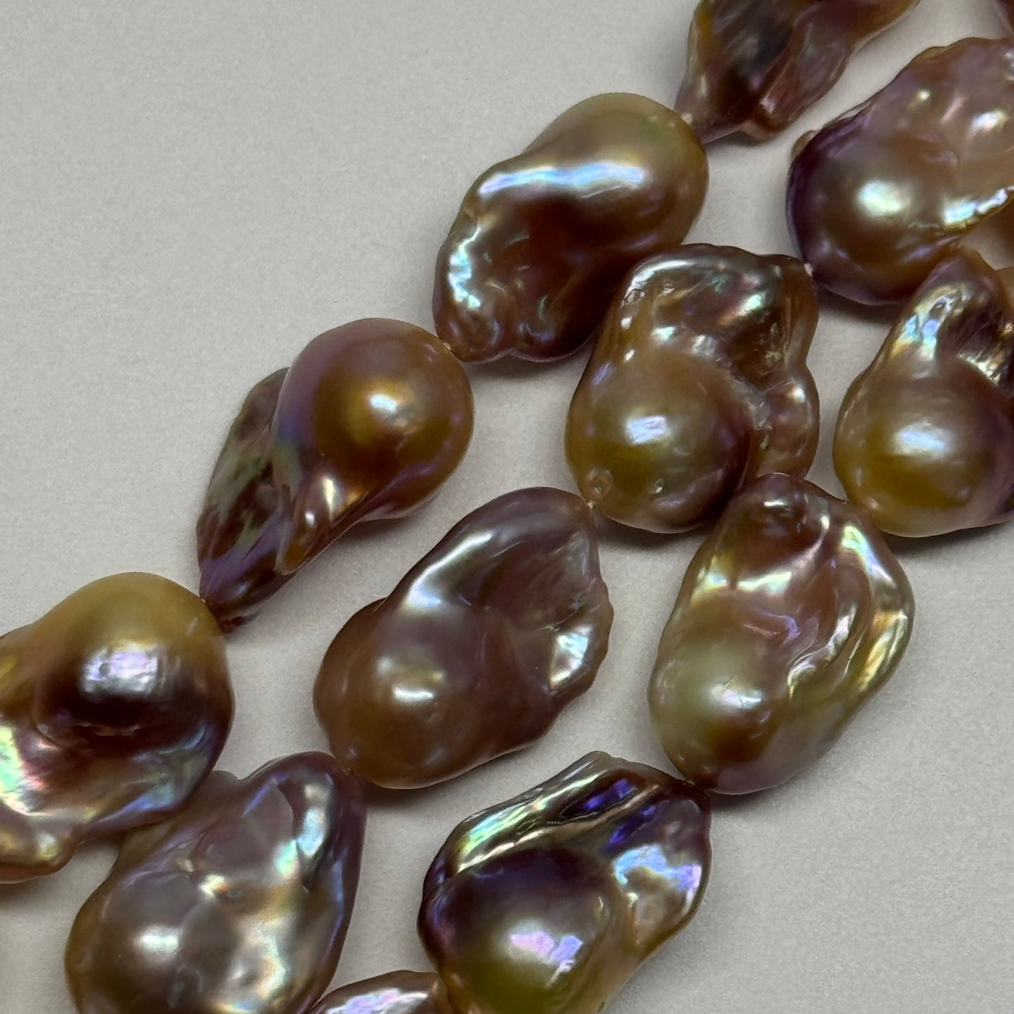 Freshwater Cultured Souffle Pearl - (AAAA Quality)