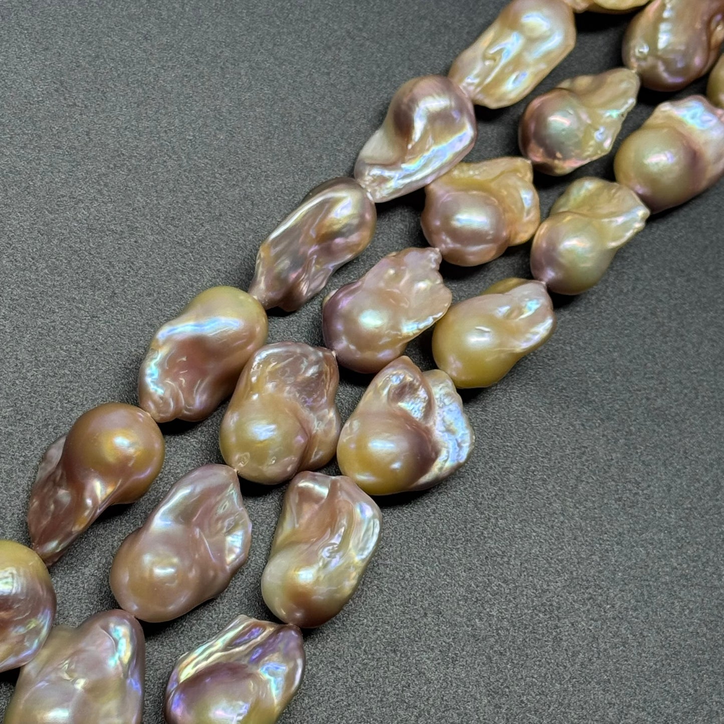 Freshwater Cultured Souffle Pearl - (AAAA Quality)