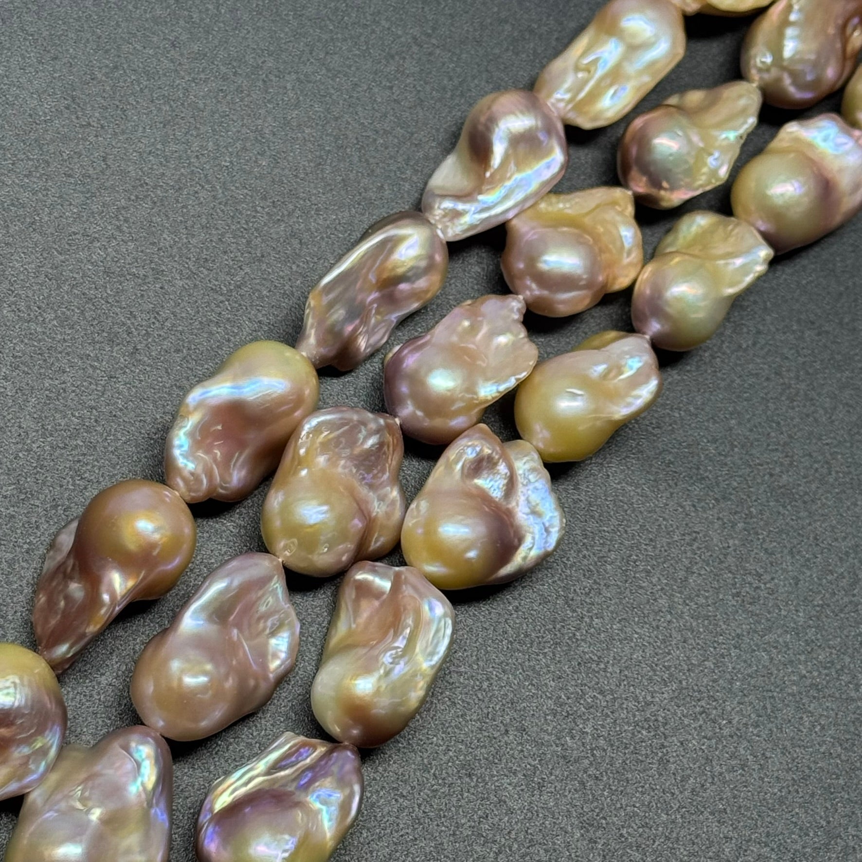 Freshwater Cultured Souffle Pearl - (AAAA Quality)