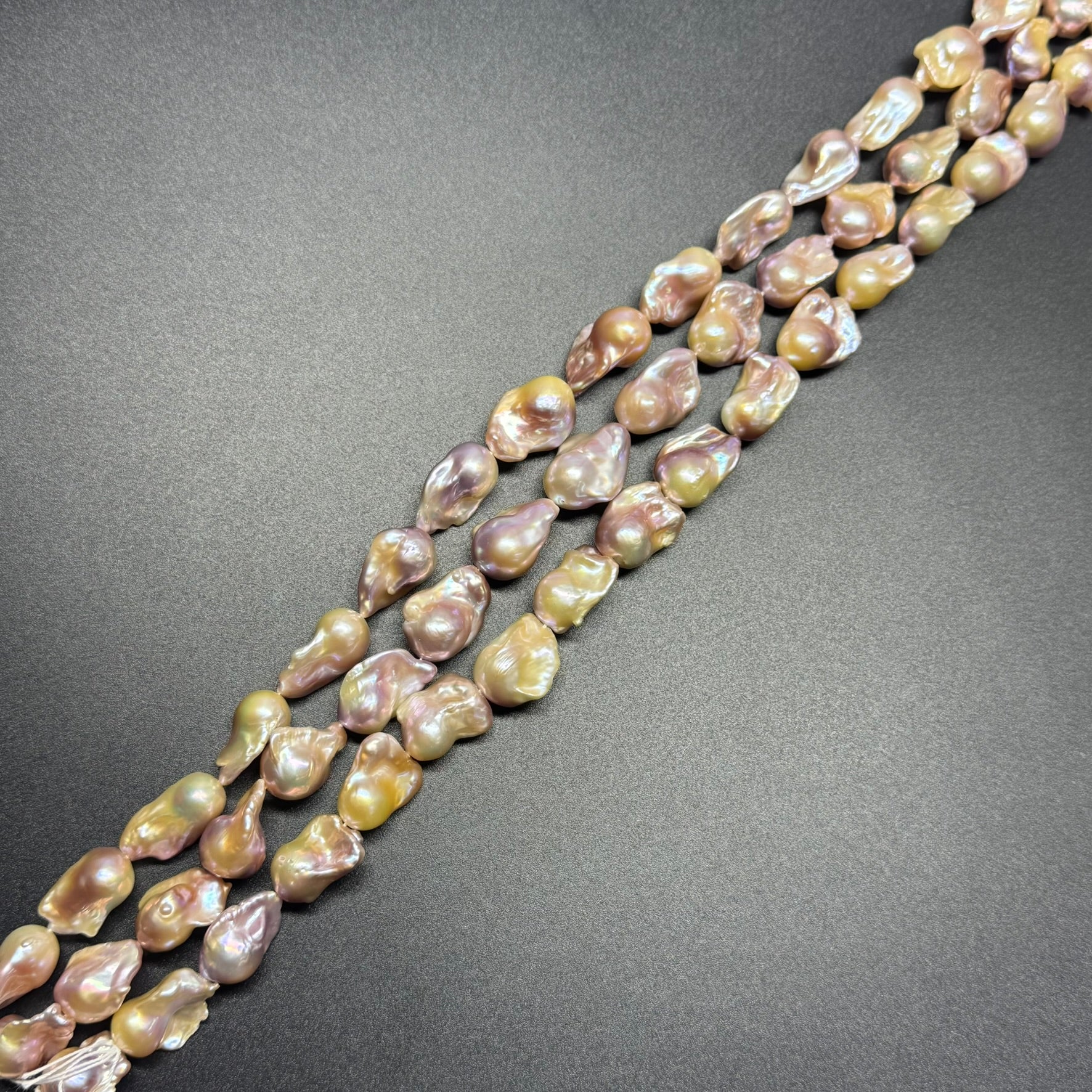 Freshwater Cultured Souffle Pearl - (AAAA Quality)