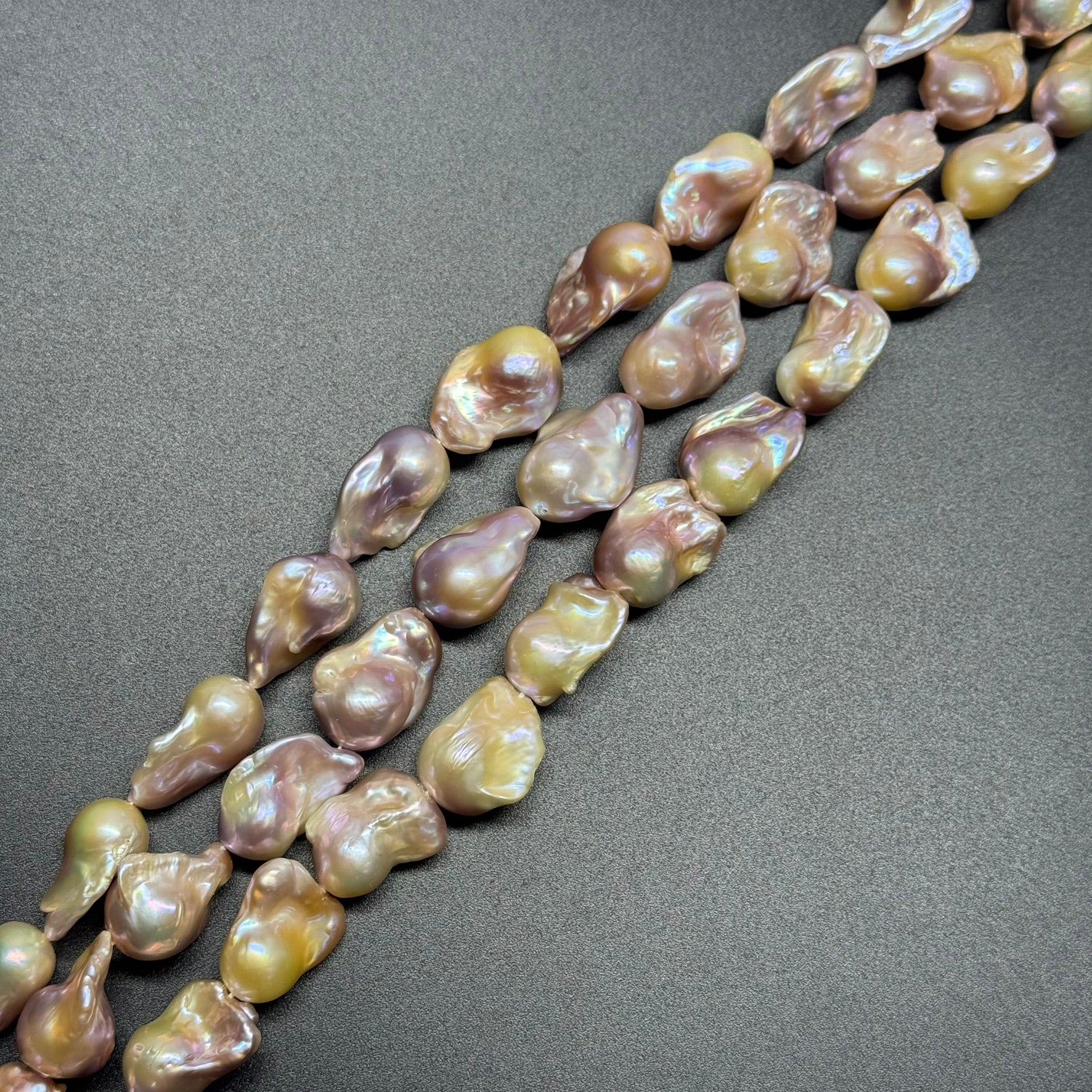 Freshwater Cultured Souffle Pearl - (AAAA Quality)