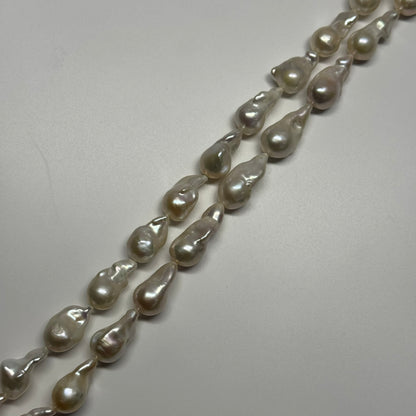 Freshwater Cultured Souffle Pearl - (AAAA Quality)