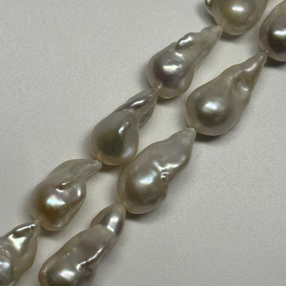 Freshwater Cultured Souffle Pearl - (AAAA Quality)