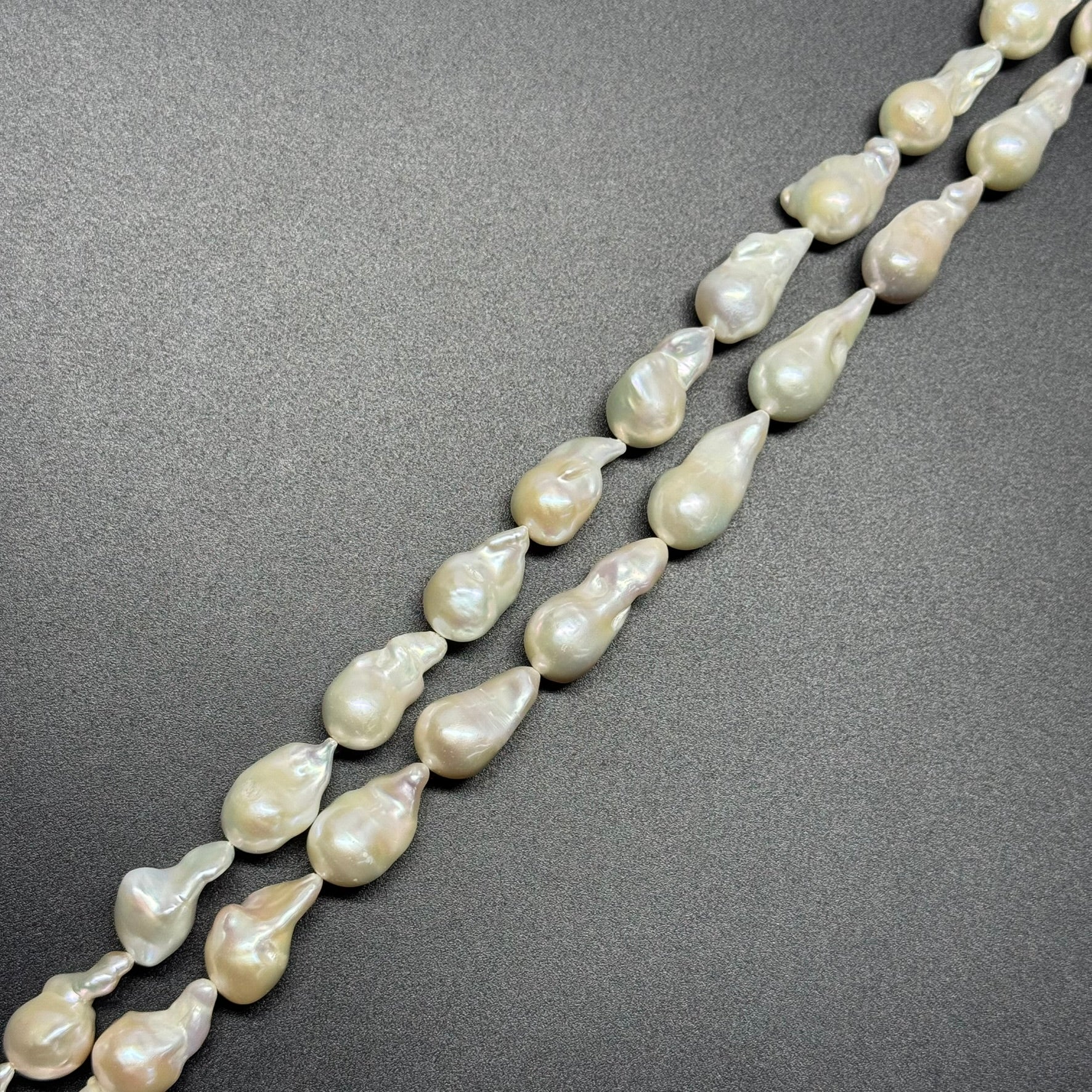Freshwater Cultured Souffle Pearl - (AAAA Quality)