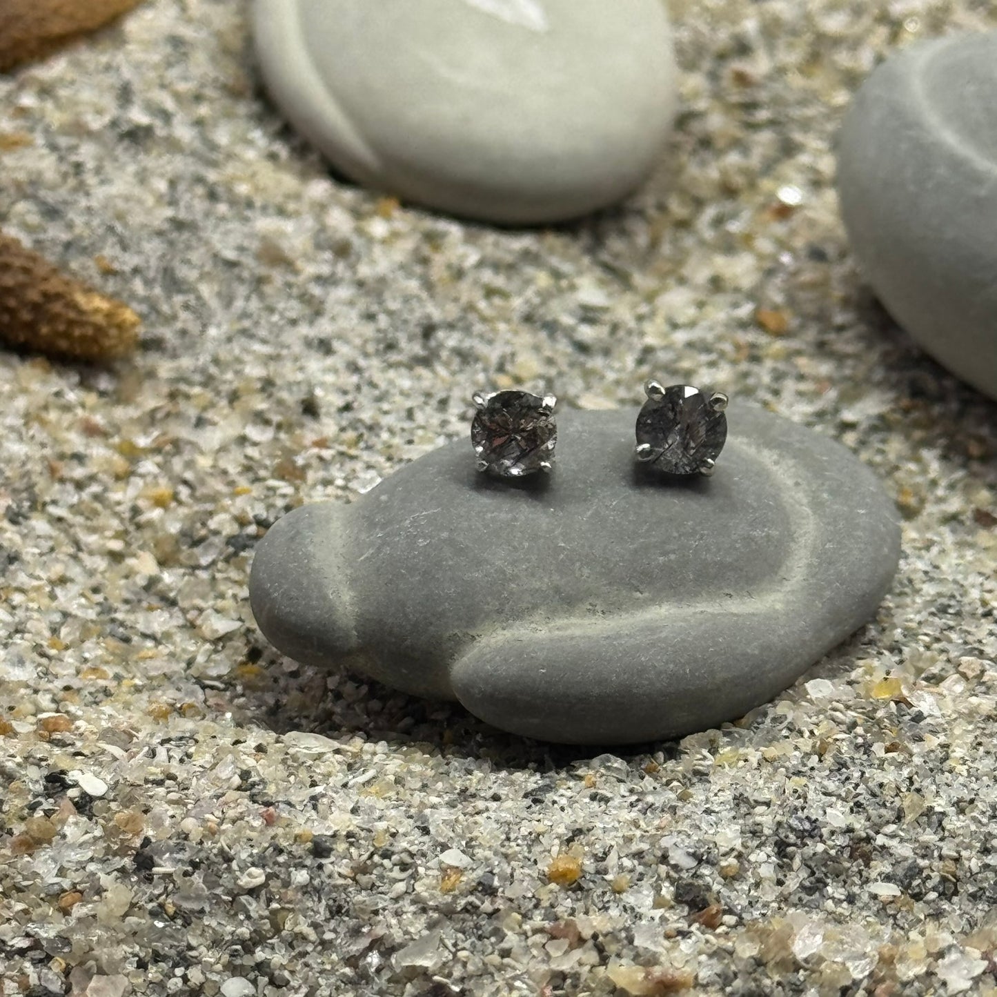 Handmade Round Sacred Seven Earrings in 925 Sterling Silver - Prong Set Style