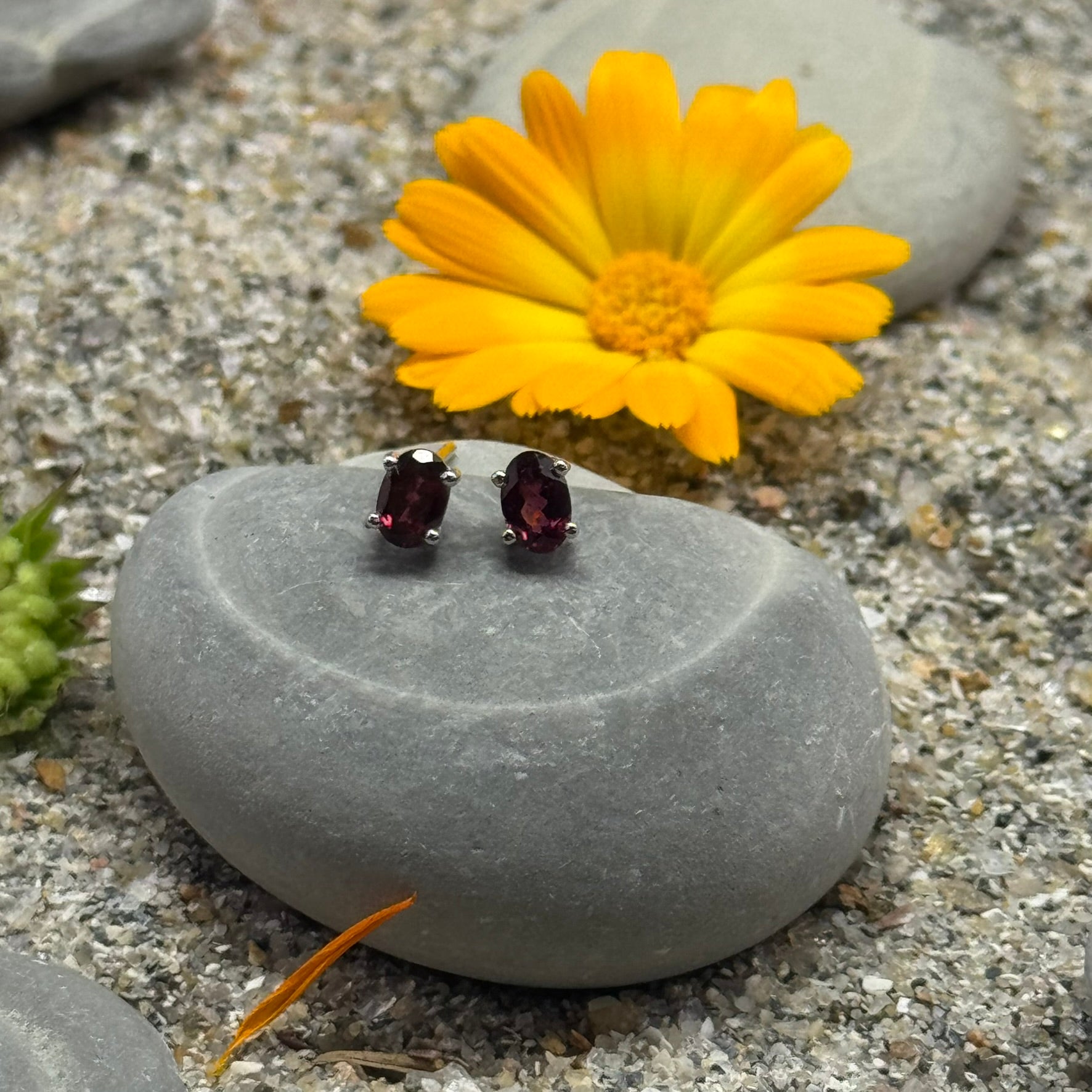 Handmade Oval Garnet Earrings in 925 Sterling Silver - Prong Set Style