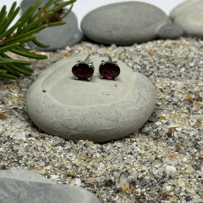 Handmade Oval Garnet Earrings in 925 Sterling Silver - Prong Set Style