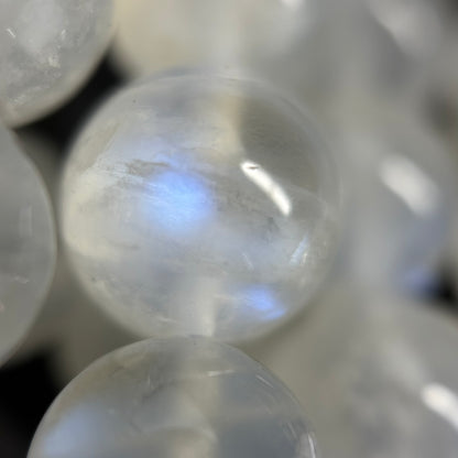Moonstone Polished Round Beads - (AAAA+ Quality)