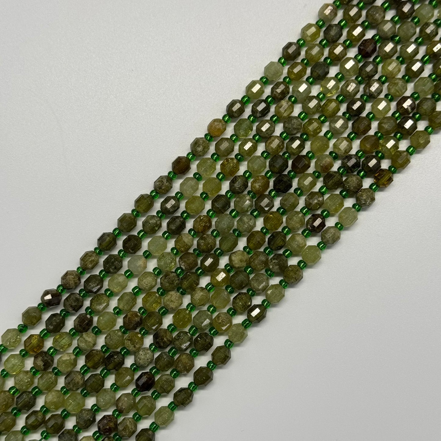 Green Garnet	Faceted Dodecahedron Gemstone Beads	(AA Quality)
