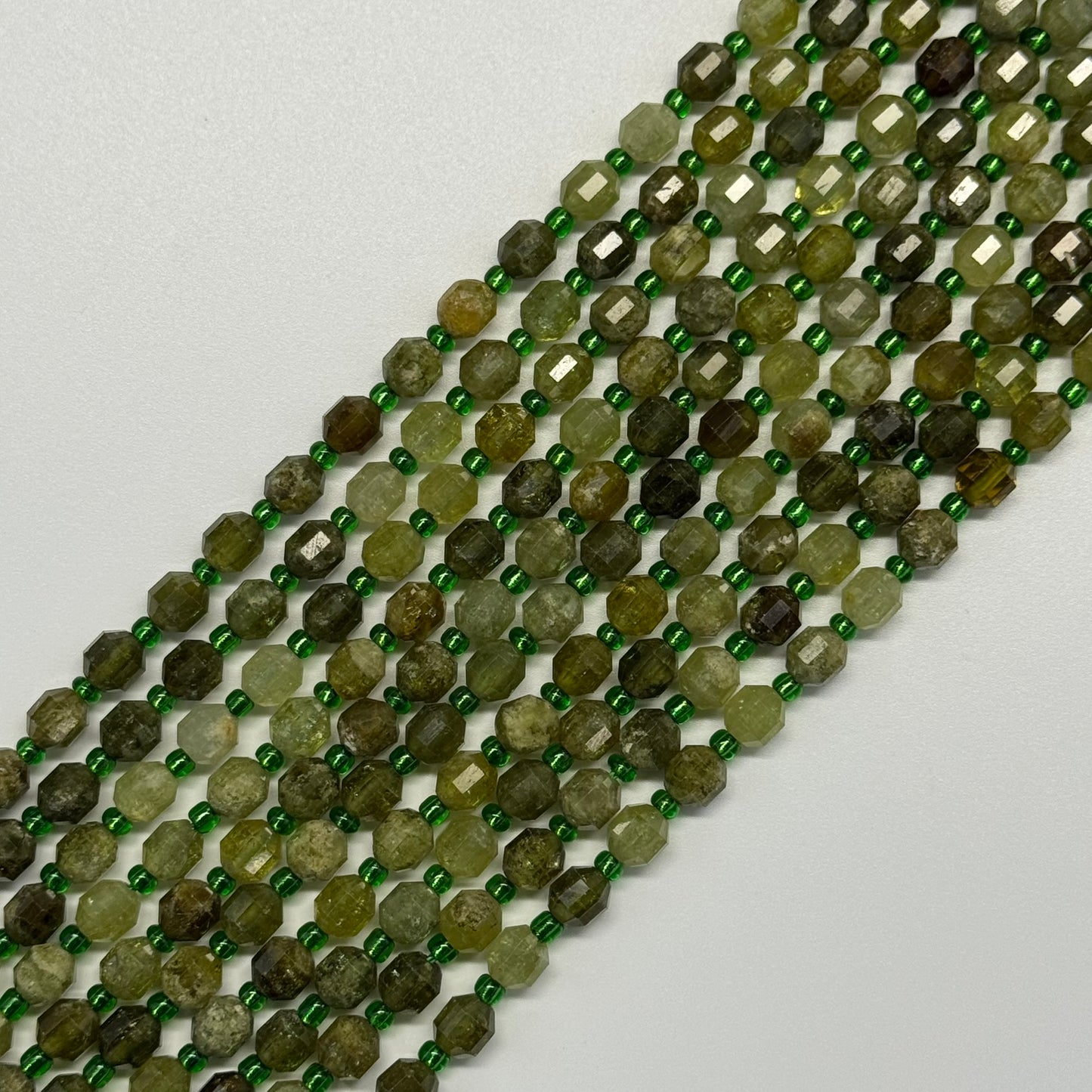 Green Garnet	Faceted Dodecahedron Gemstone Beads	(AA Quality)