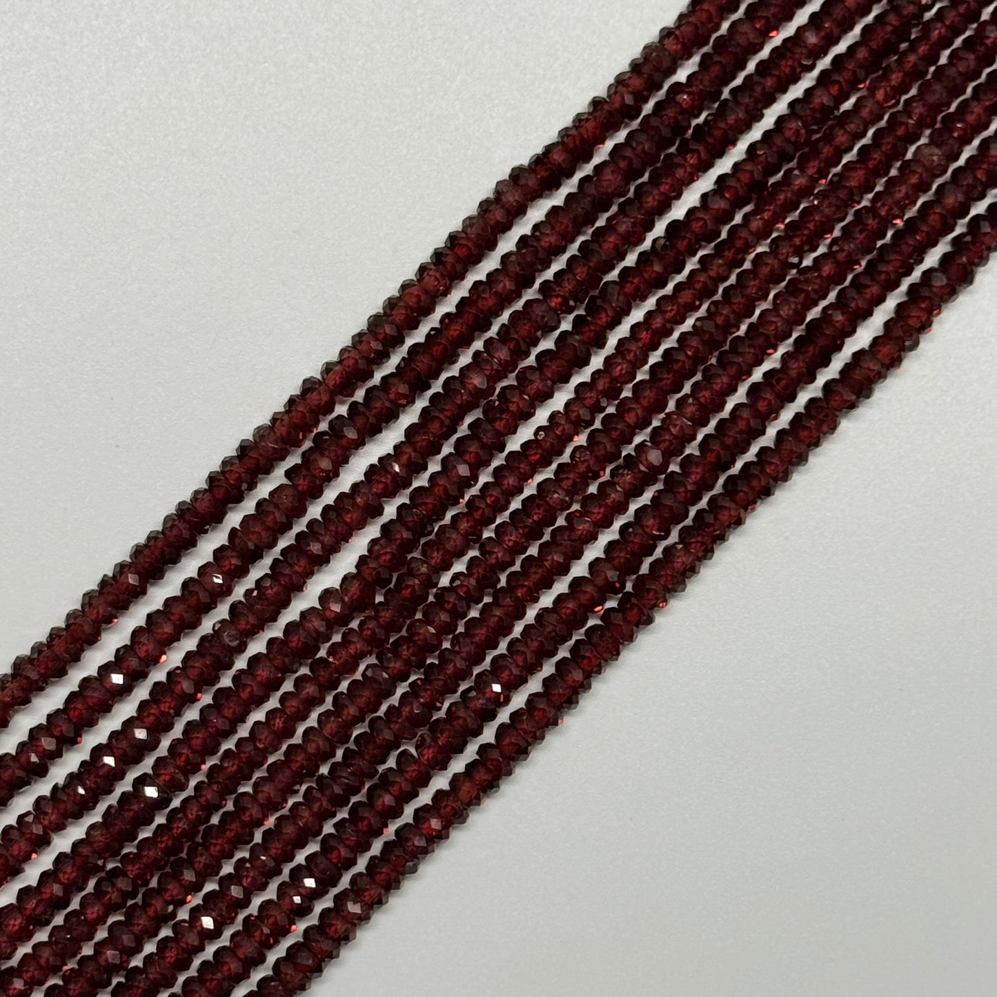 Mozambique Faceted Garnet Gemstone Beads - Rondelle Shape