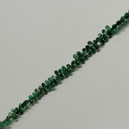 Emerald Faceted Briolette Shape Gemstone Beads