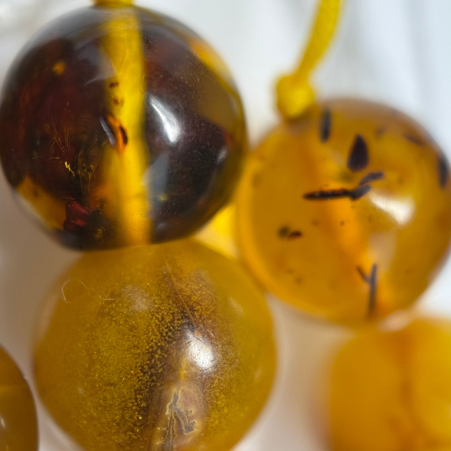 Amber Polished Round Beads (AA Quality)