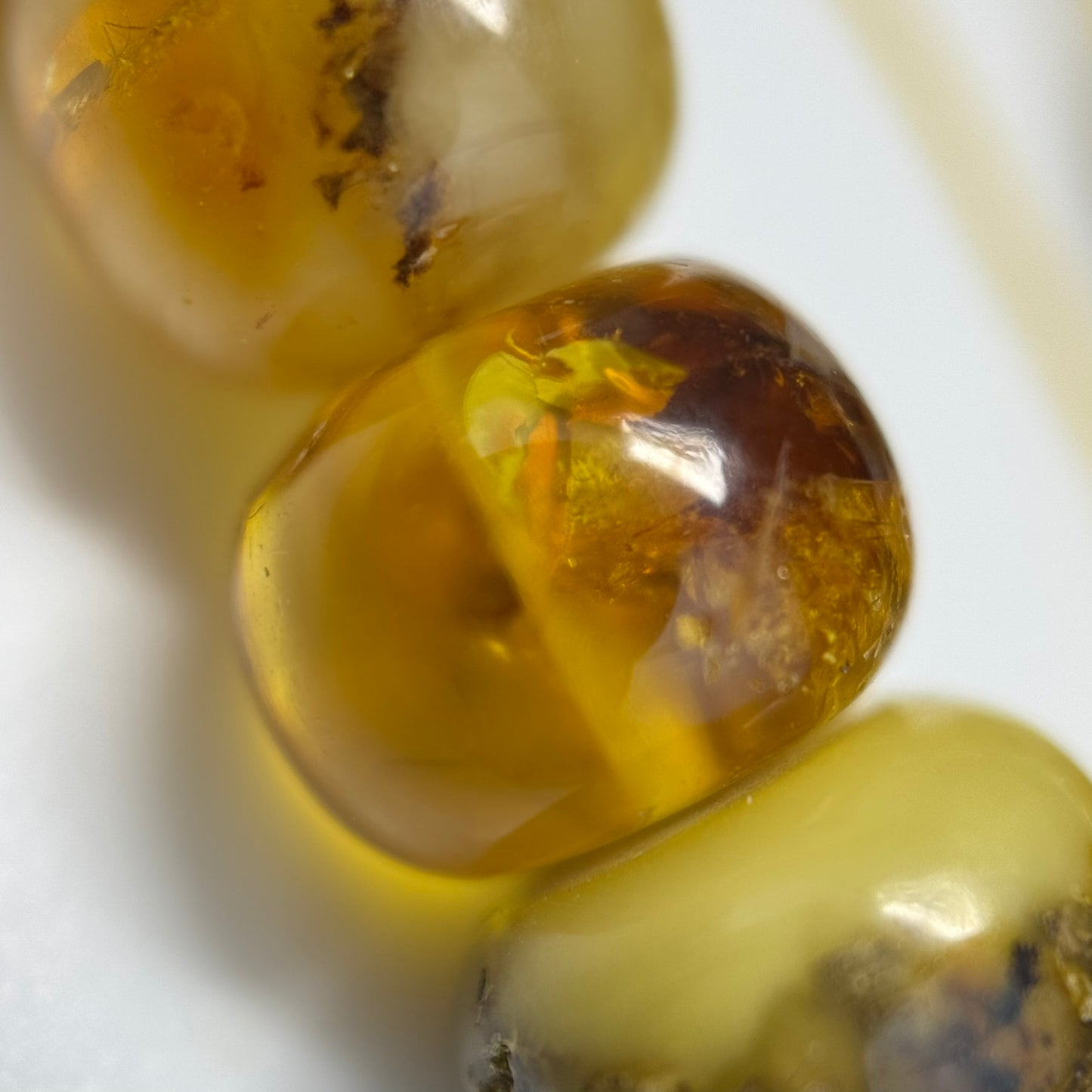 Amber Polished Round Beads (AA Quality)