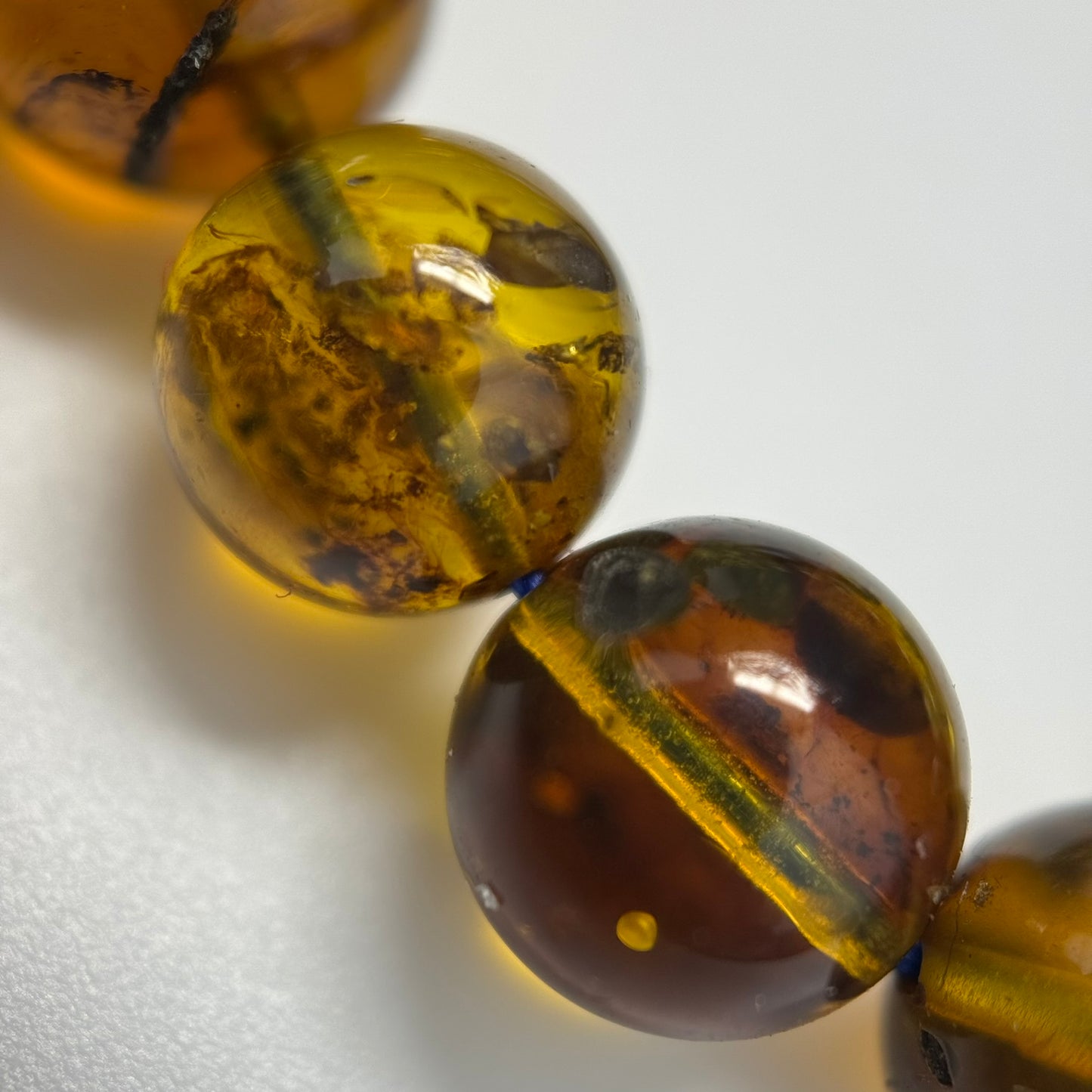 Amber Polished Round Beads (AAA Quality)