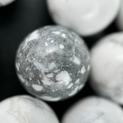 Howlite Beads White Polished Round (AA Quality)