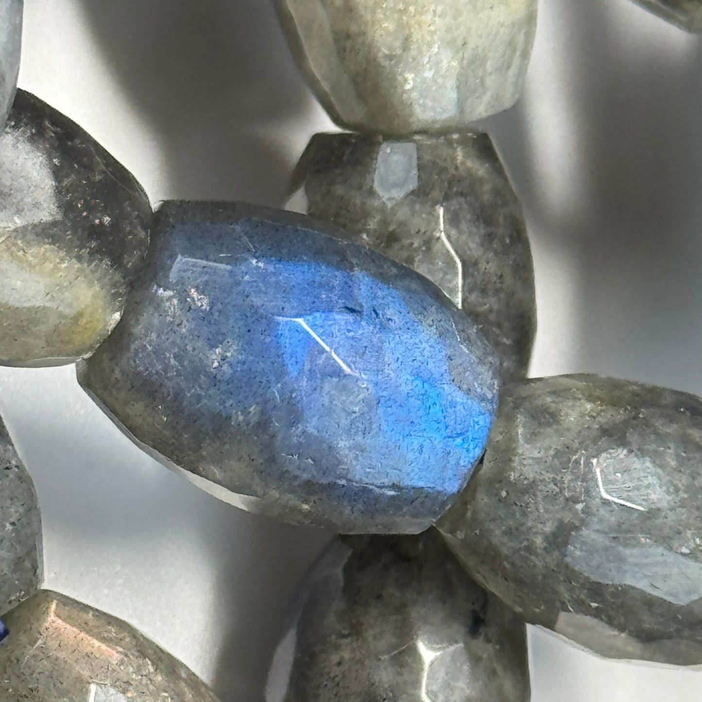 Labradorite Faceted Barrel-Shaped Gemstone Beads (A Quality)