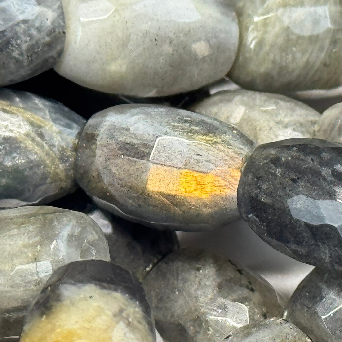 Labradorite Faceted Barrel-Shaped Gemstone Beads (A Quality)