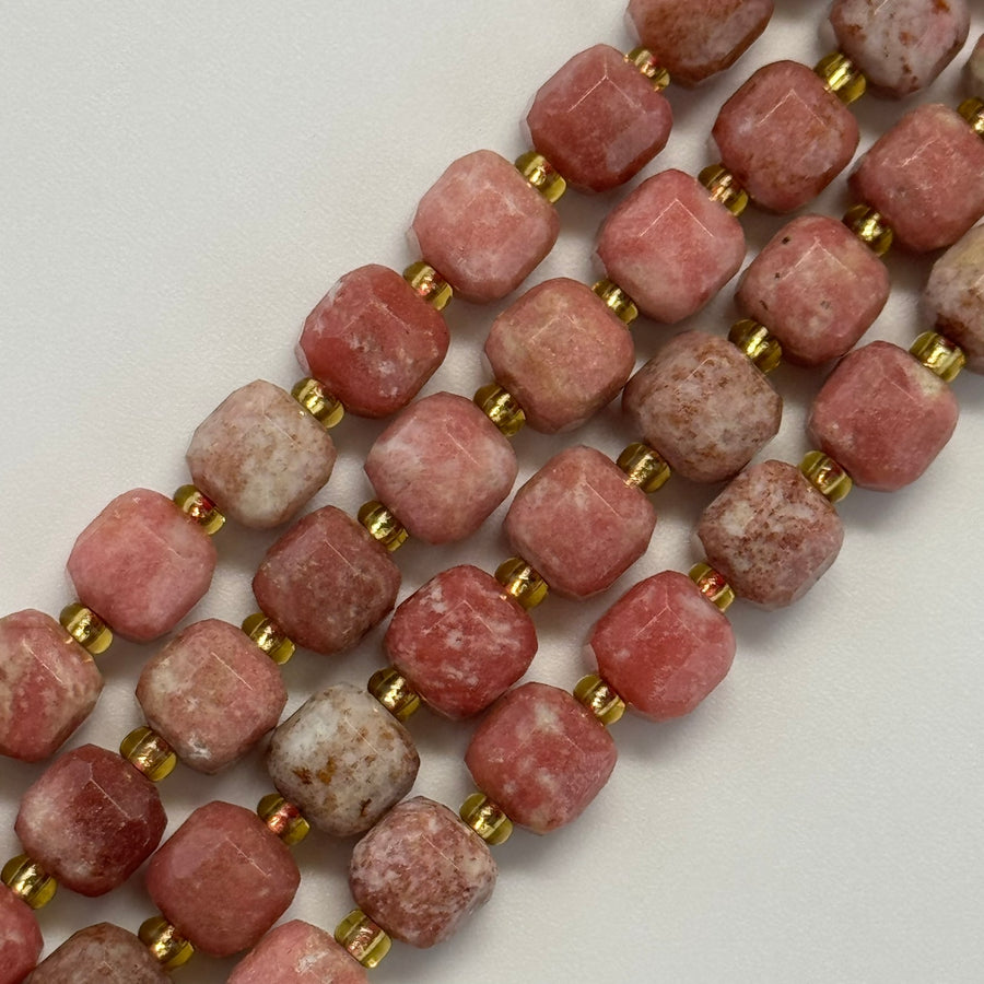 Thulite Faceted Square Beads