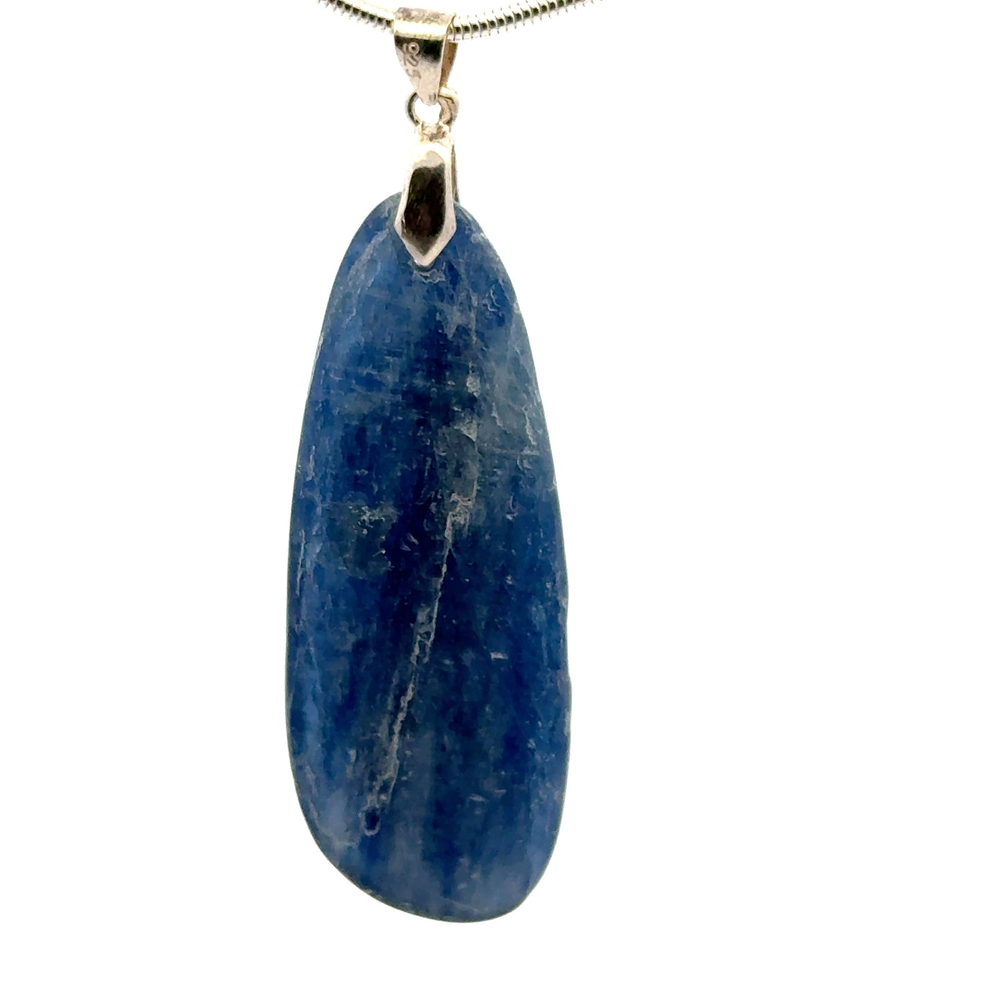 Minimalist Kyanite Pendant – Handmade 925 Sterling Silver Design