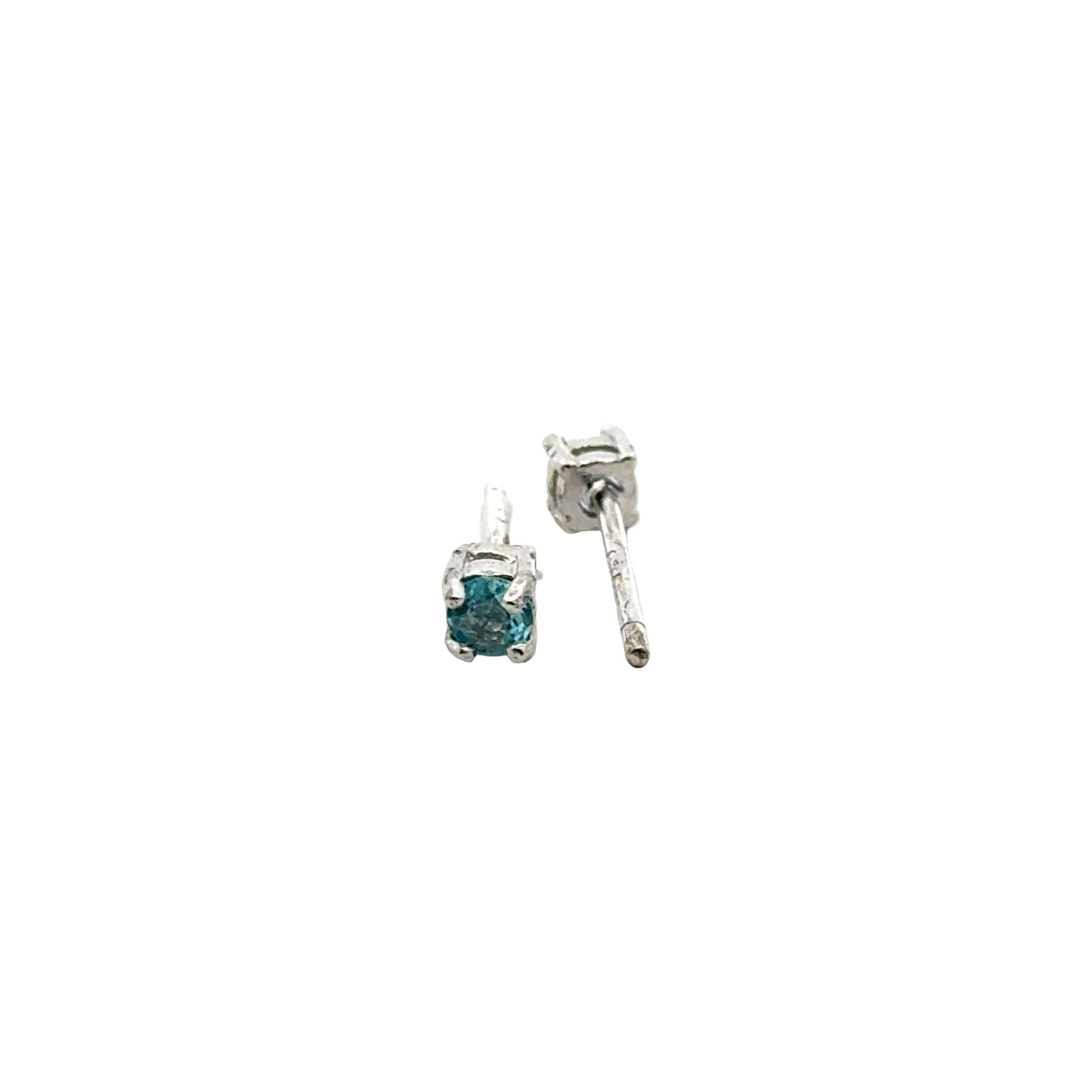 Handmade Round Sapphire Earrings in 925 Sterling Silver - Prong Set Style