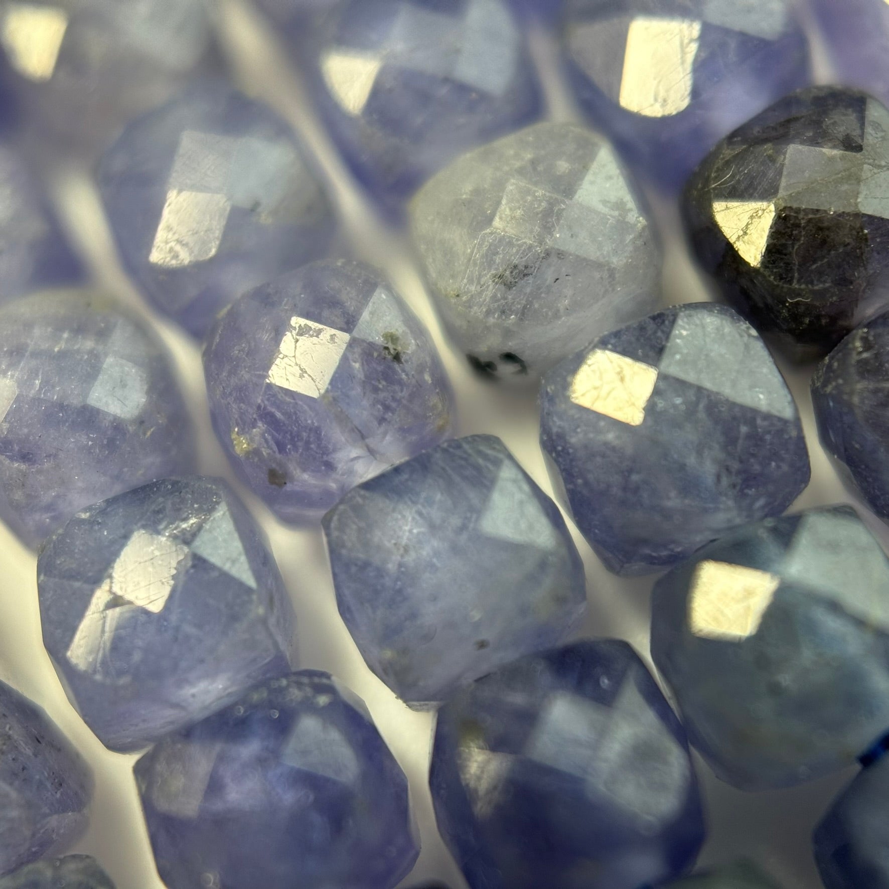 Tanzanite Square Beads image 5