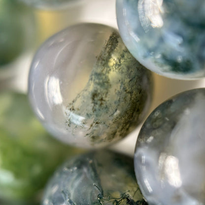 Moss Agate Polished Round Beads  - AAA Quality image 5